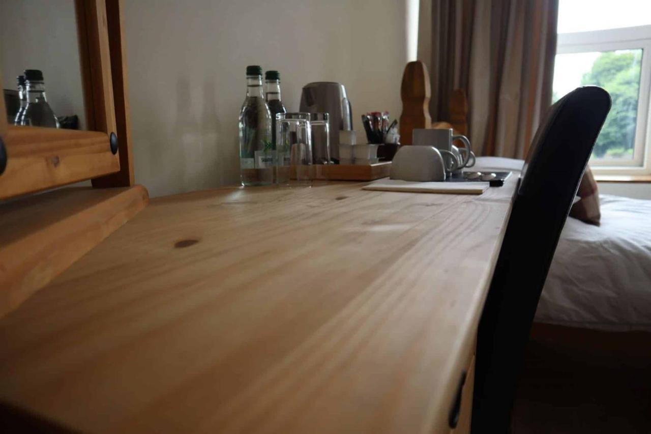 The Hare & Hounds Inn Foulridge المظهر الخارجي الصورة